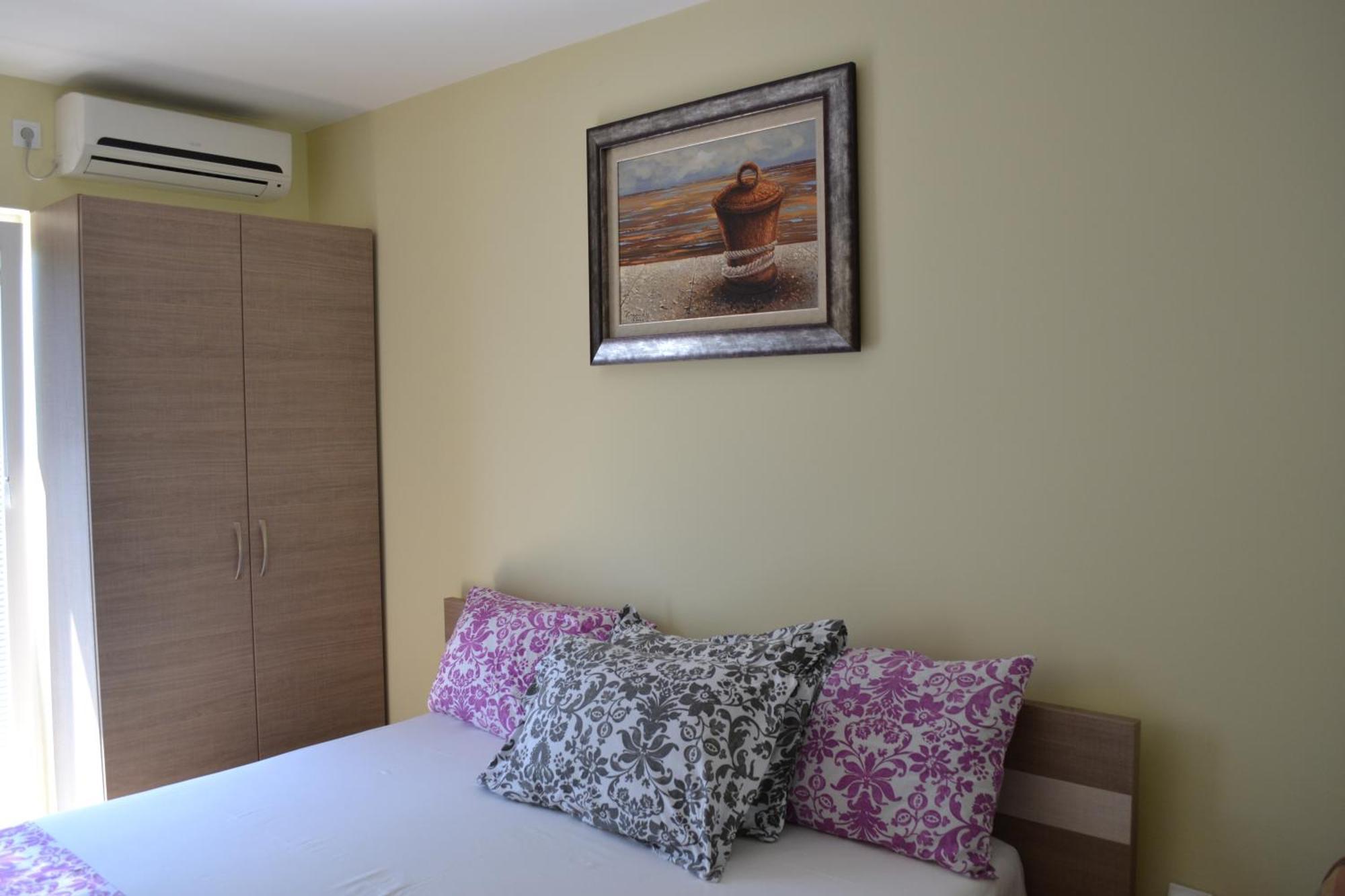 Apartments Lalevic Долни Морин Екстериор снимка